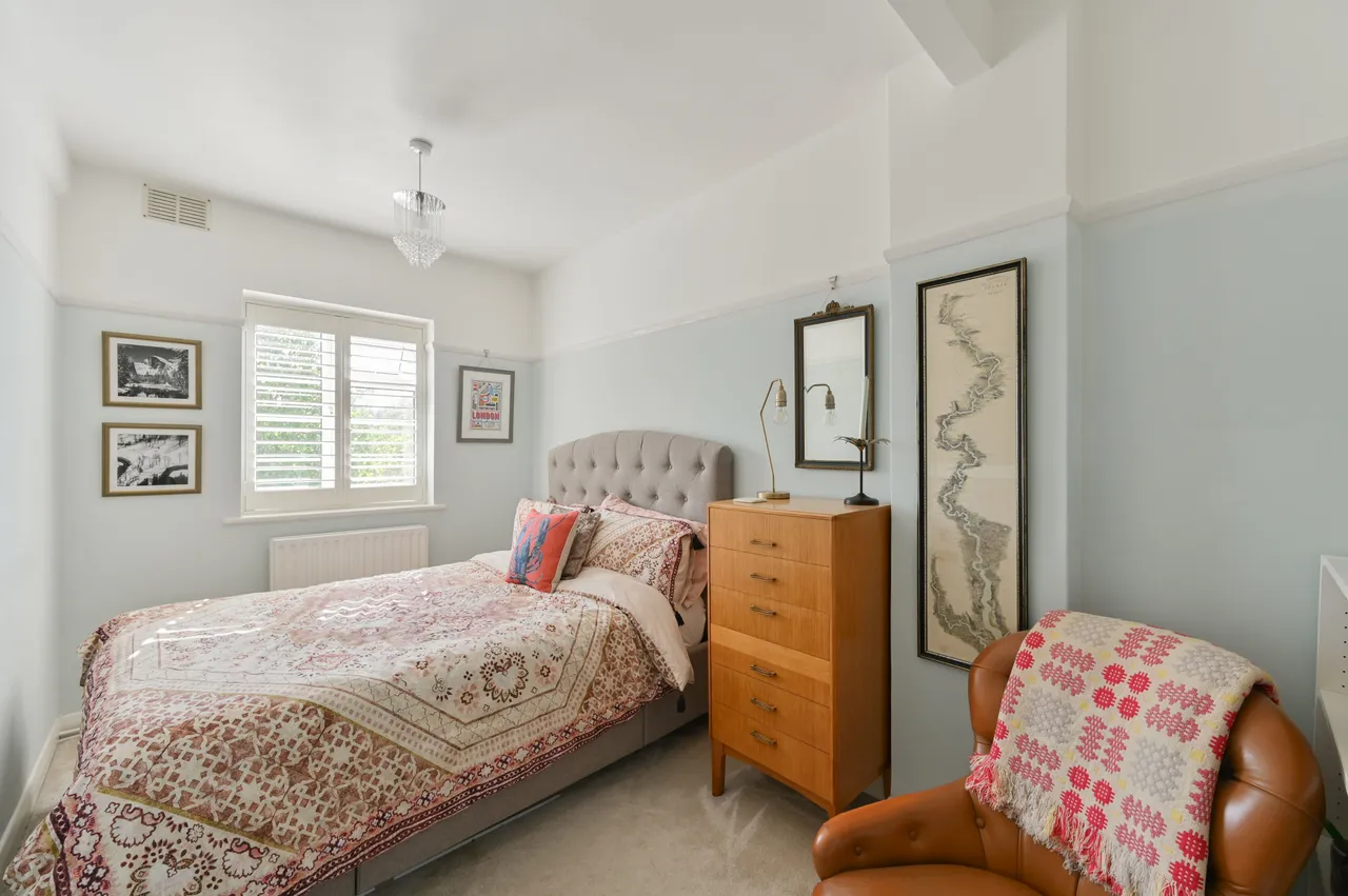 70 Cameford Court, New Park Road, London, photo 12