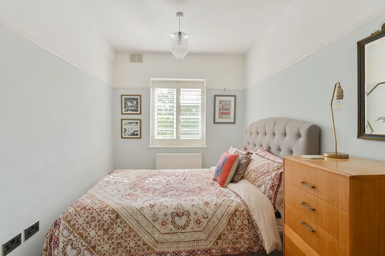 70 Cameford Court, New Park Road, London, photo 11