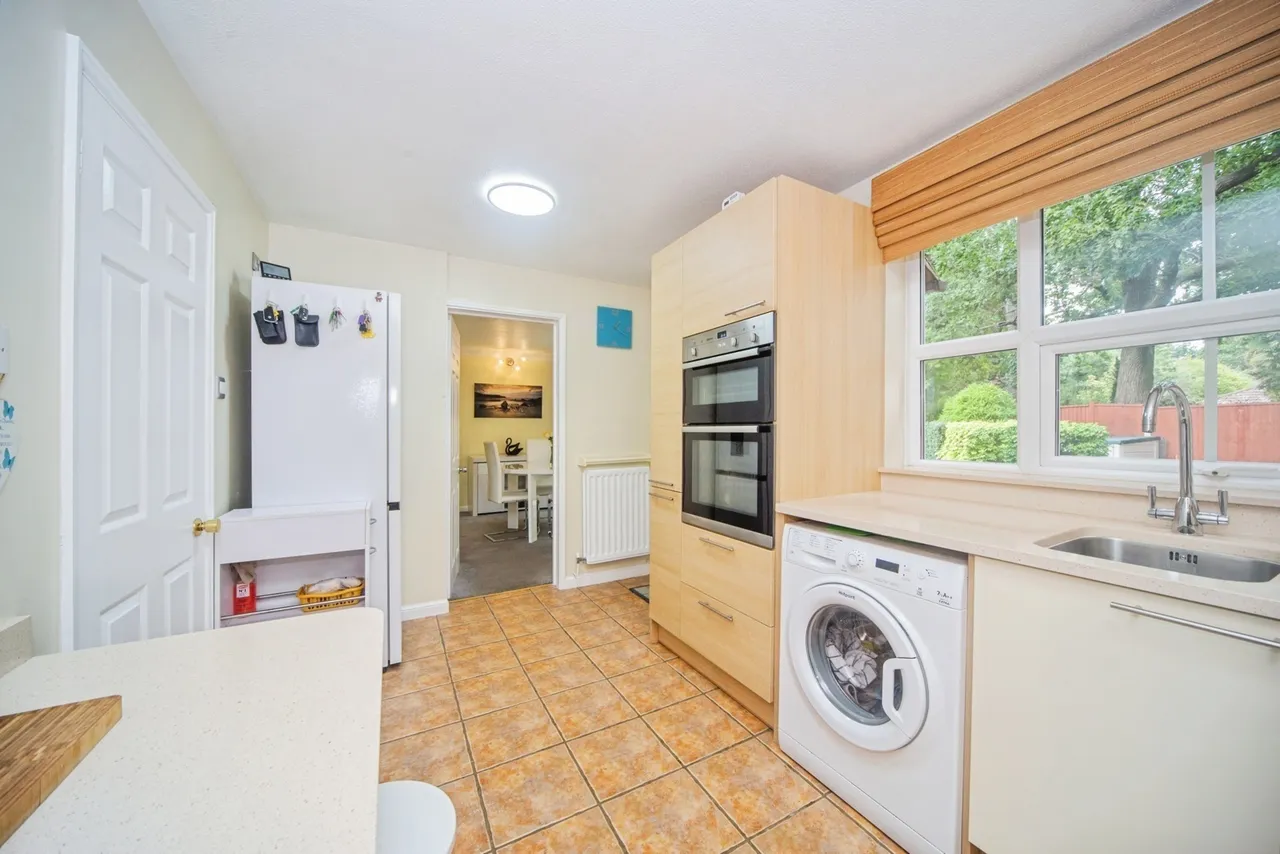 Lapwing Drive, Southampton, SO40, photo 13