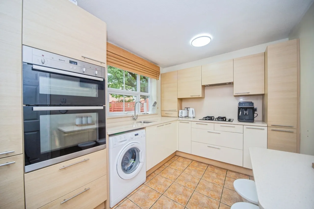 Lapwing Drive, Southampton, SO40, photo 21