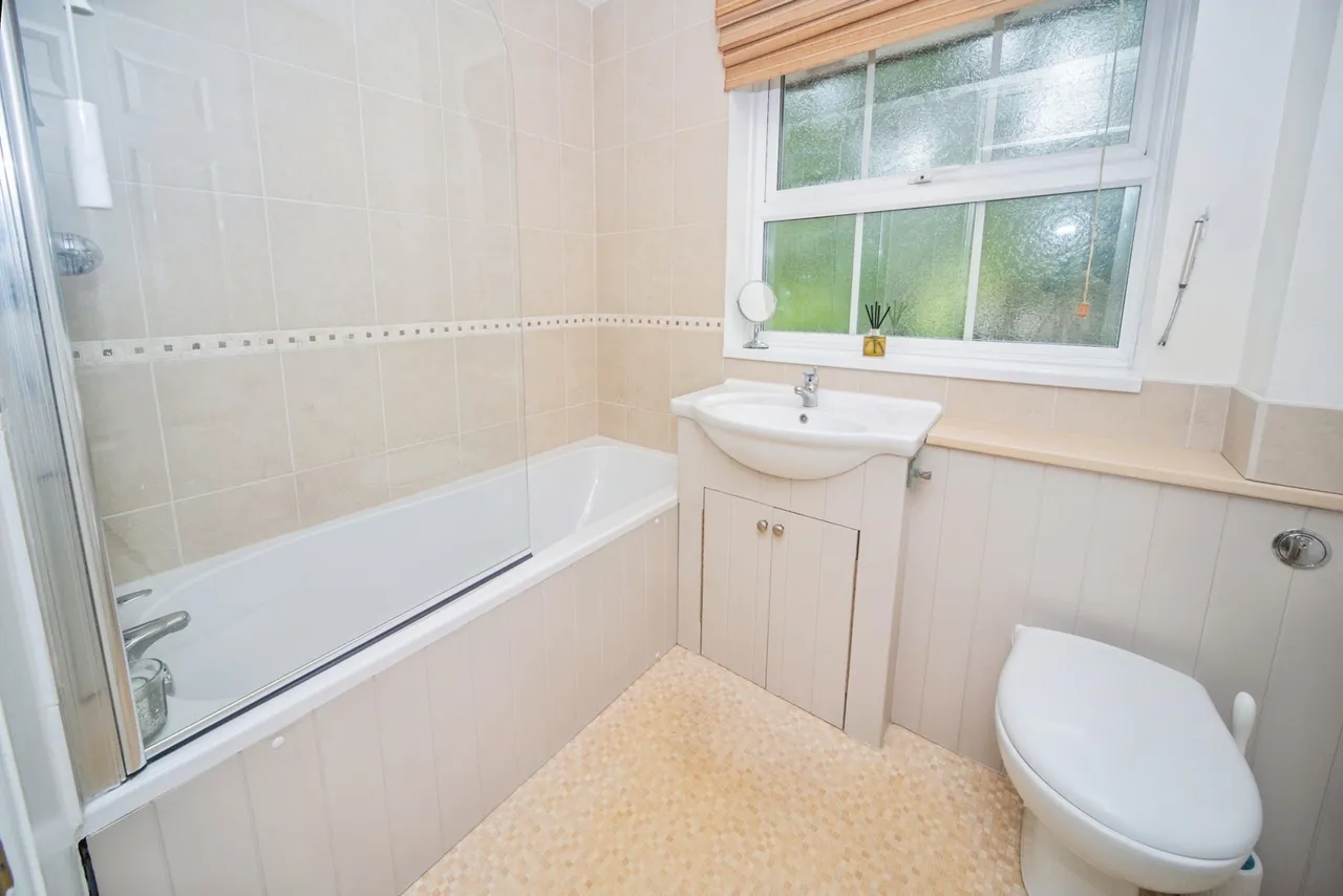 Lapwing Drive, Southampton, SO40, photo 5