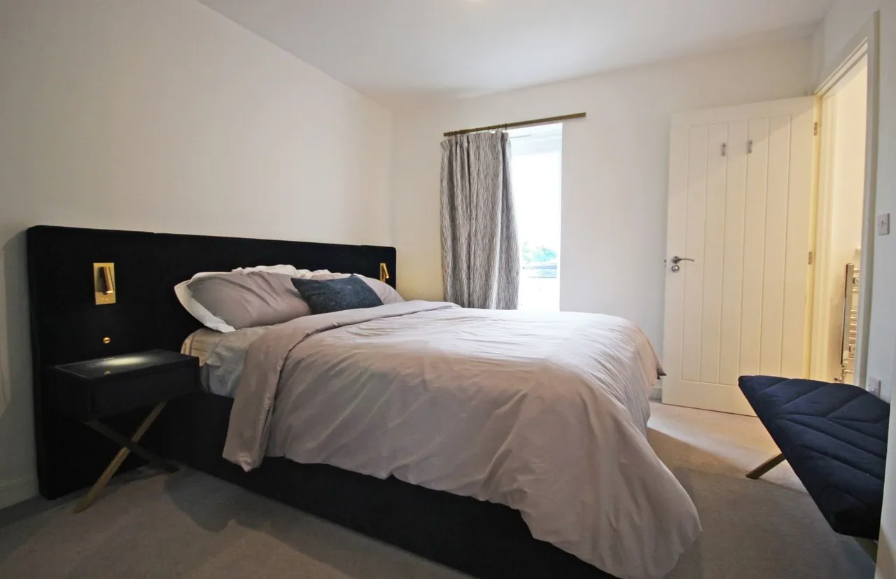 Whiting Avenue, Greenhithe, DA9, photo 6