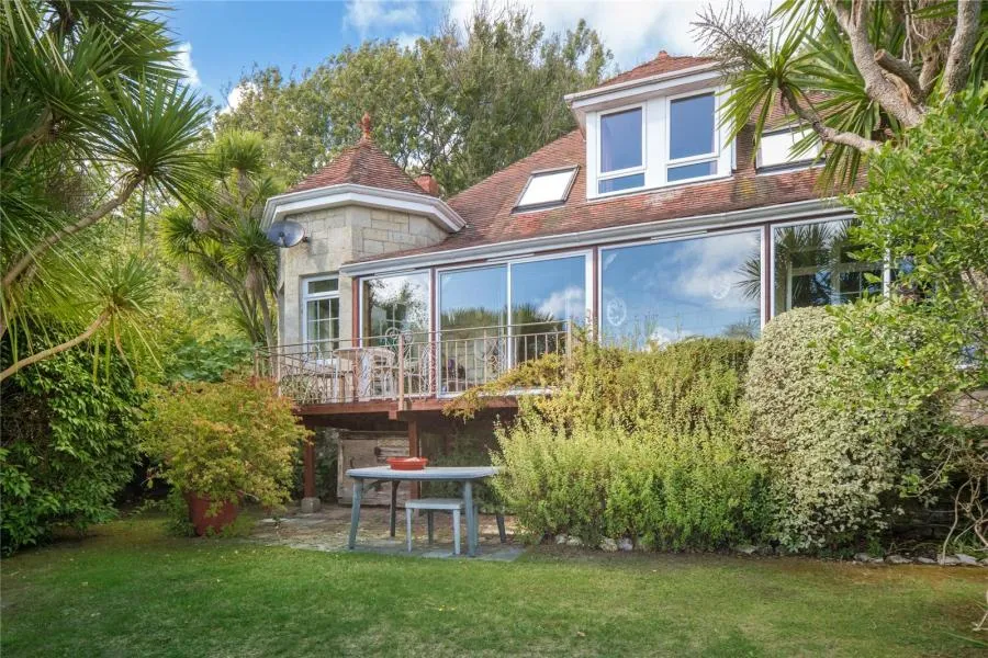 Whitwell Road, Ventnor, PO38, photo 2