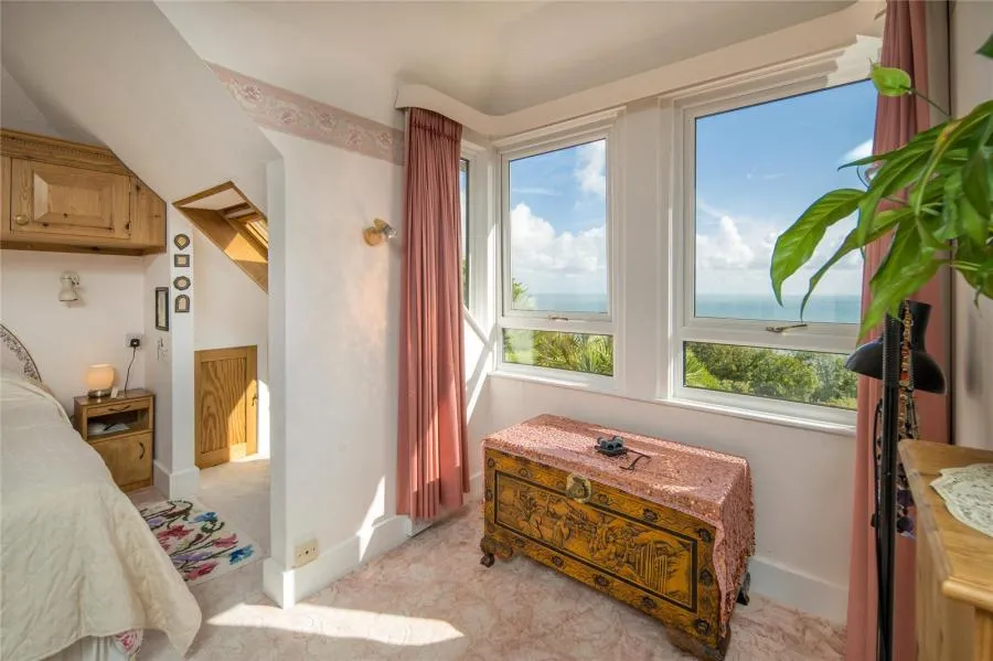 Whitwell Road, Ventnor, PO38, photo 11