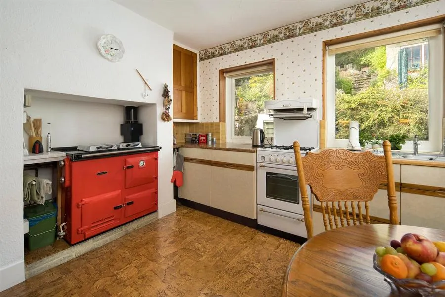 Whitwell Road, Ventnor, PO38, photo 15