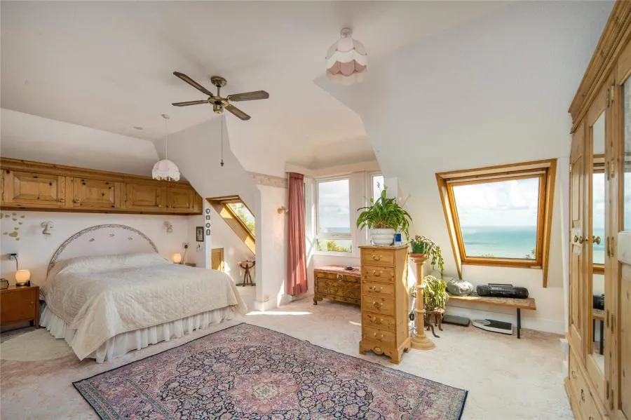 Whitwell Road, Ventnor, PO38, photo 9