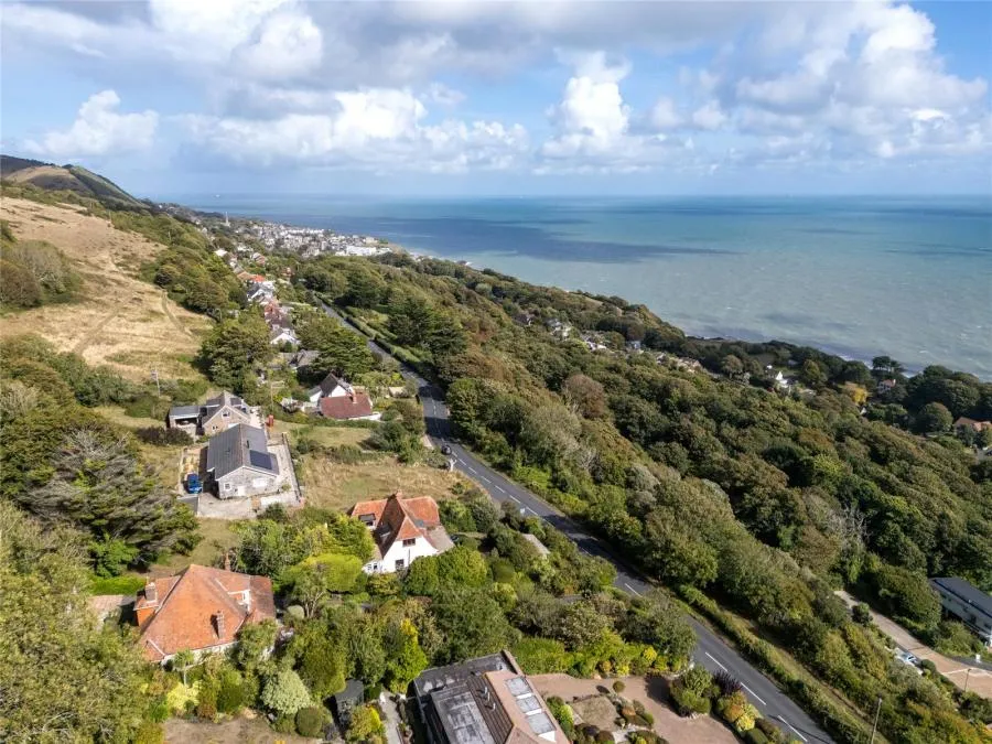 Whitwell Road, Ventnor, PO38, photo 4