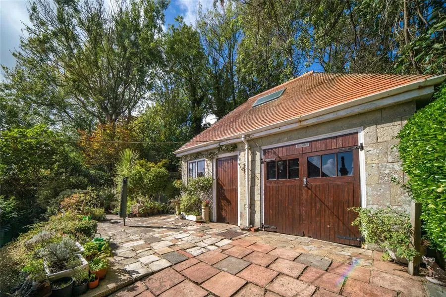 Whitwell Road, Ventnor, PO38, photo 28
