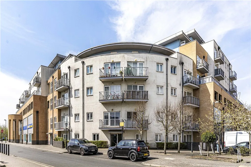 2 bed flat for sale, Whitestone Way, Croydon, CR0