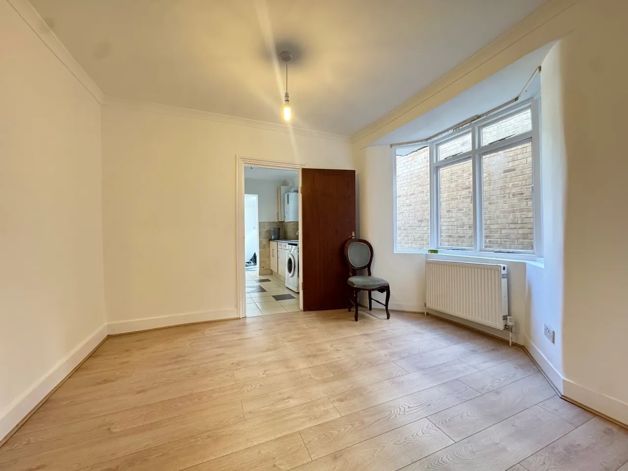 Gower Road, Forest Gate E7, photo 6