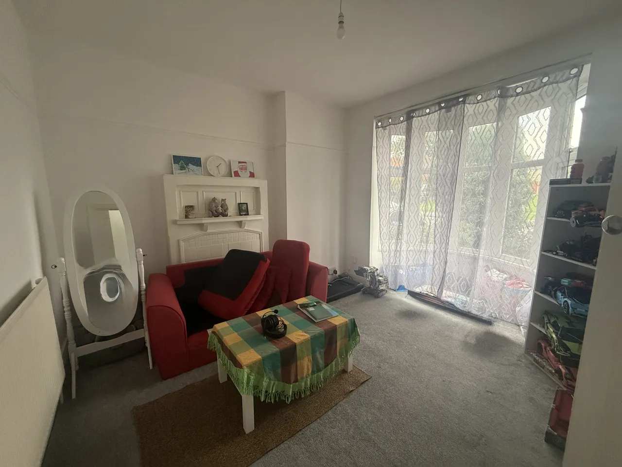 Willenhall Road, Bilston, WV14, photo 2
