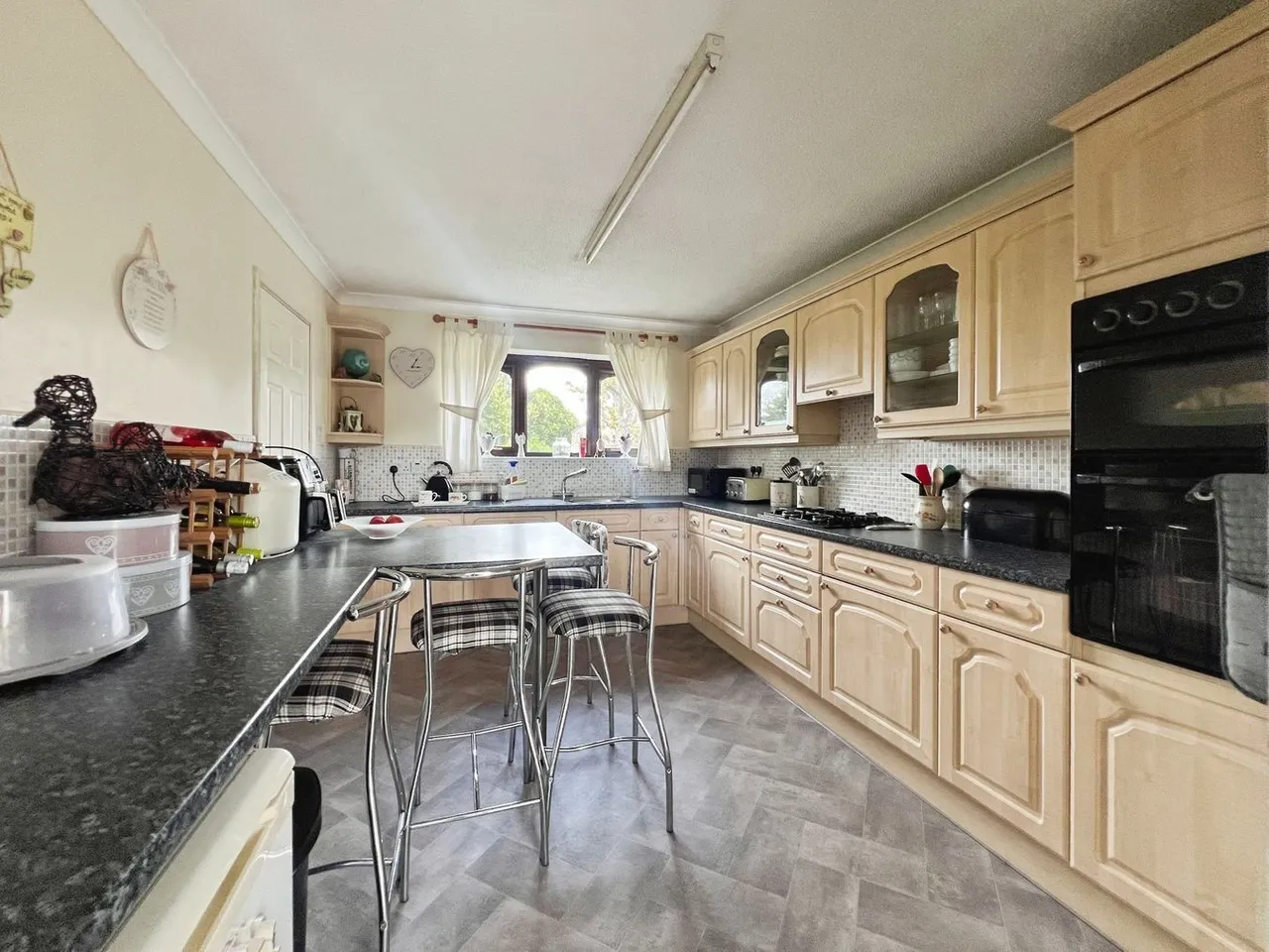 West End, Street, BA16, photo 10