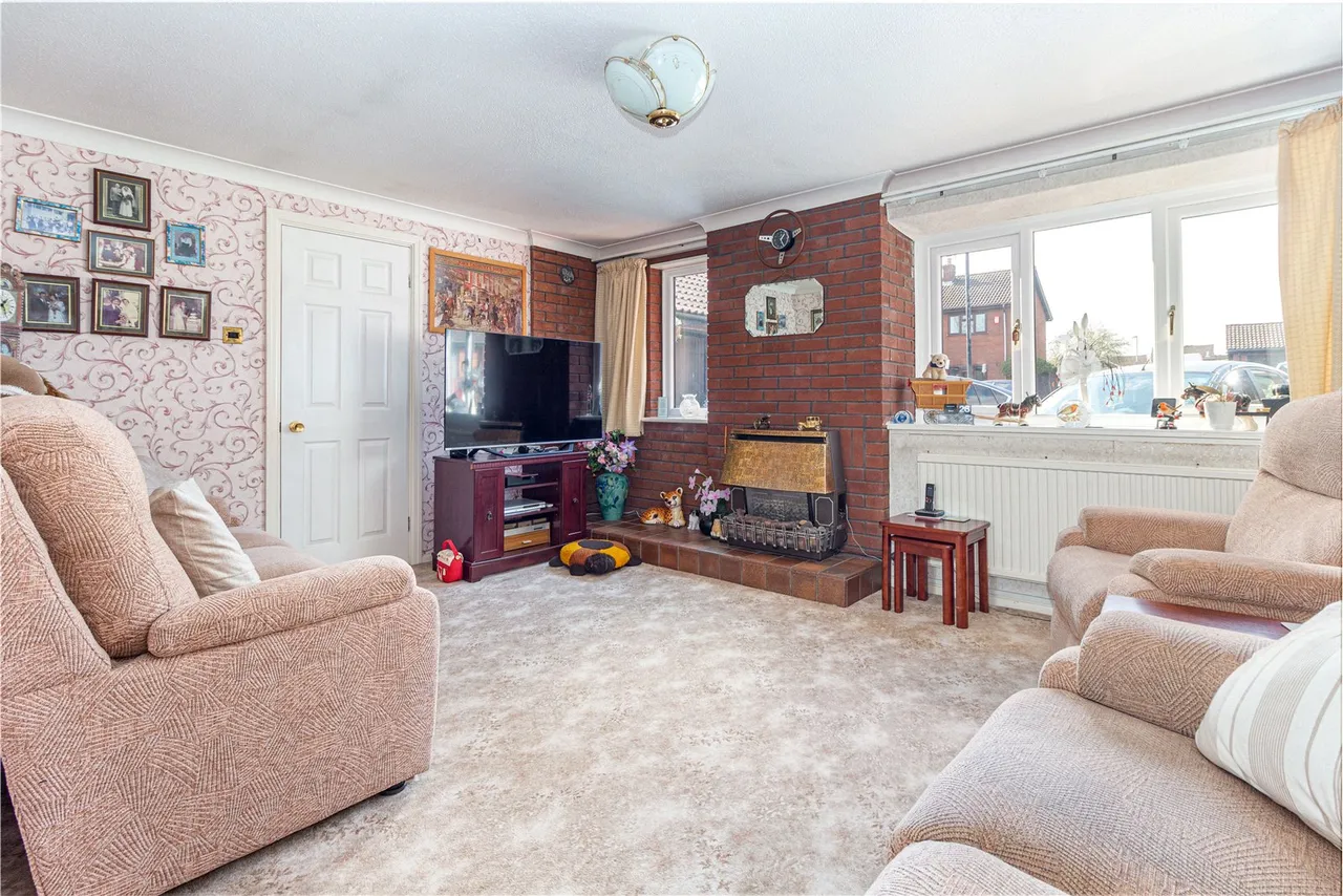 Eldersfield Close, Church Hill North, Redditch, Worcestershire, B98 9NG, photo 2