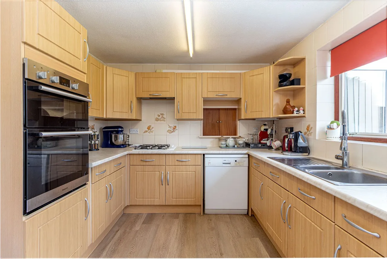 Eldersfield Close, Church Hill North, Redditch, Worcestershire, B98 9NG, photo 3