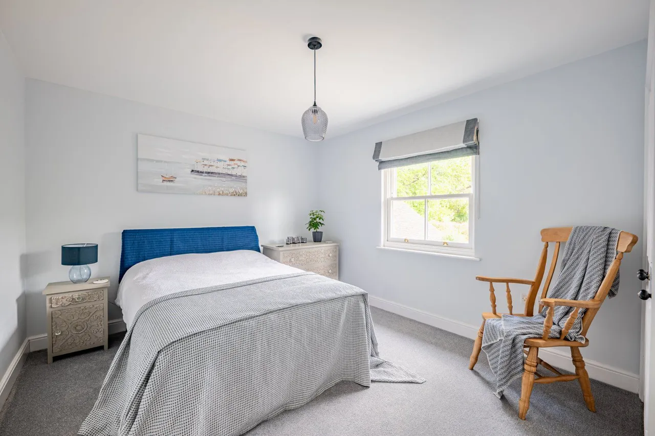 Southampton Road, Alderbury, Salisbury, Wiltshire, SP5 3AG, photo 11