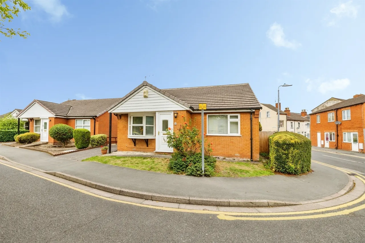 St. Andrews Close, Lincoln, LN5, photo 18