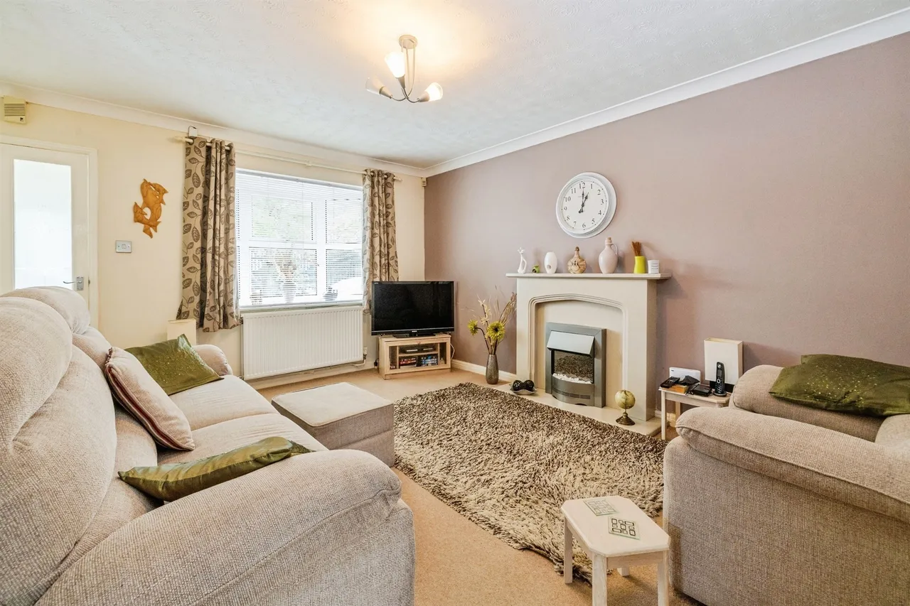 St. Andrews Close, Lincoln, LN5, photo 2