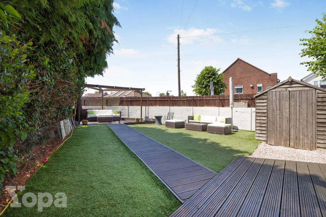 Kings Drive, Gravesend, DA12, photo 19