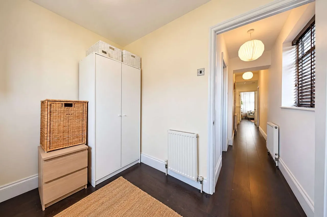 Chalcot Square, Primrose Hill, NW1, photo 5