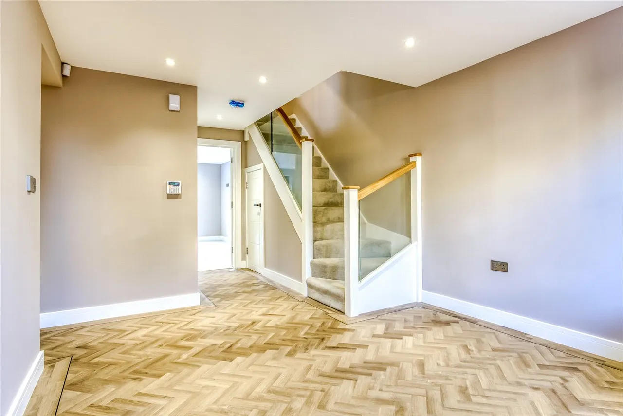 Chalice Close, Ashley Cross, Poole, Dorset, BH14, photo 5