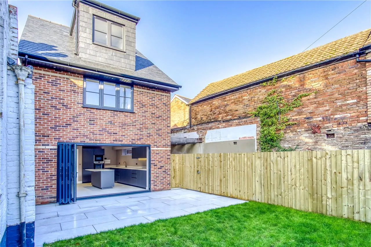 4 bed house for sale — Chalice Close, Ashley Cross, Poole, Dorset, BH14