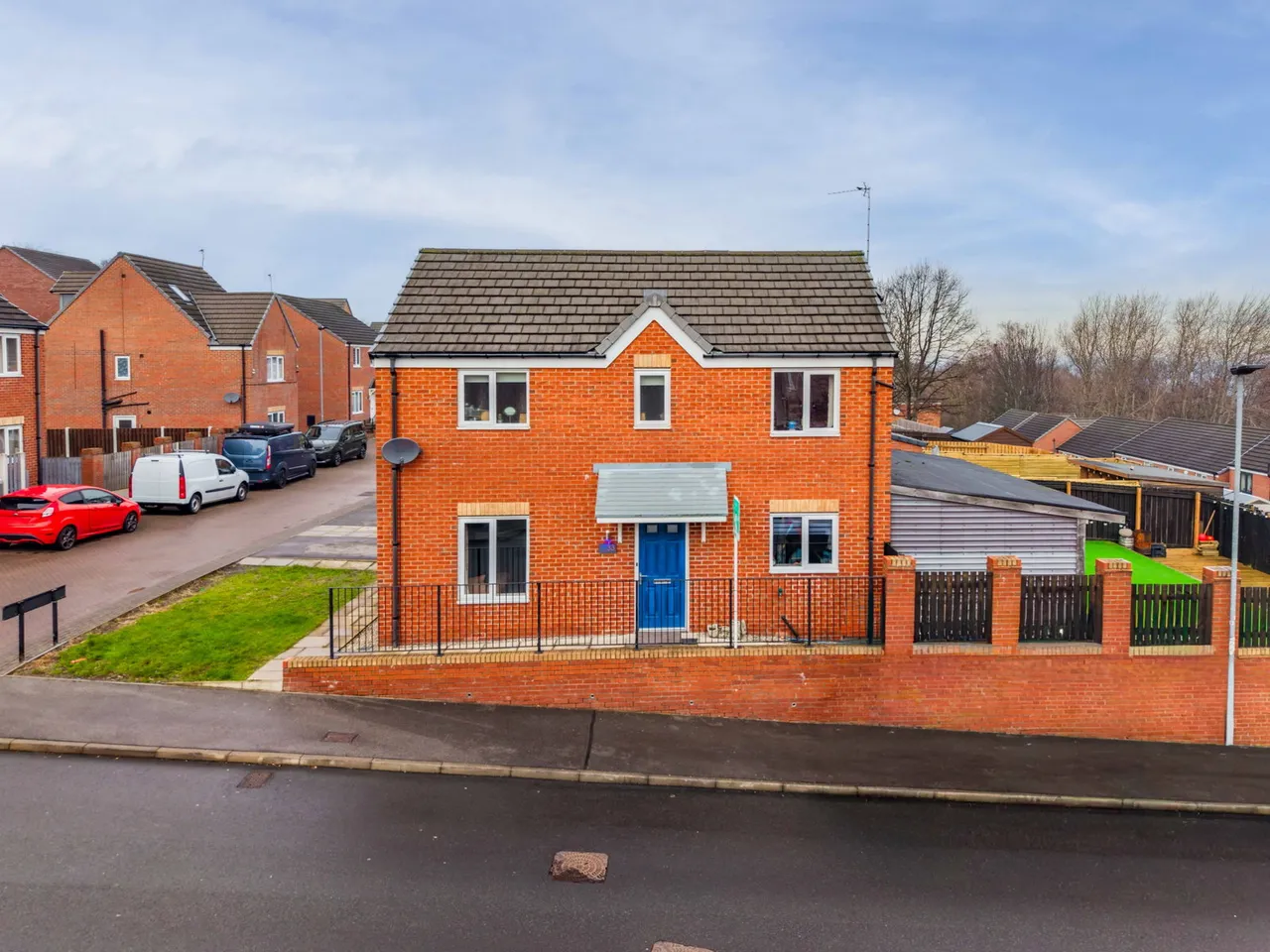 4 bed house for sale — Bluebell Bank, Barnsley, S70 4NJ