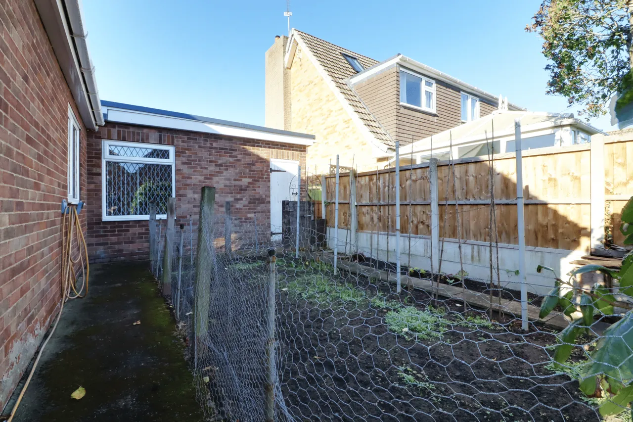 Ash Tree Drive, Haxey, DN9, photo 17