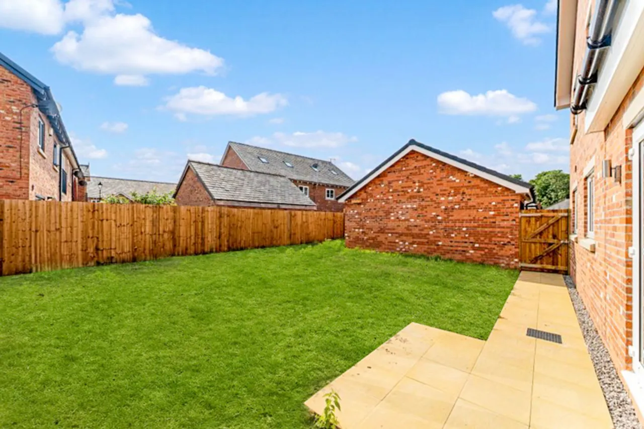 Halis Court, Hale Village, Liverpool, Liverpool, L24 4BF, photo 20