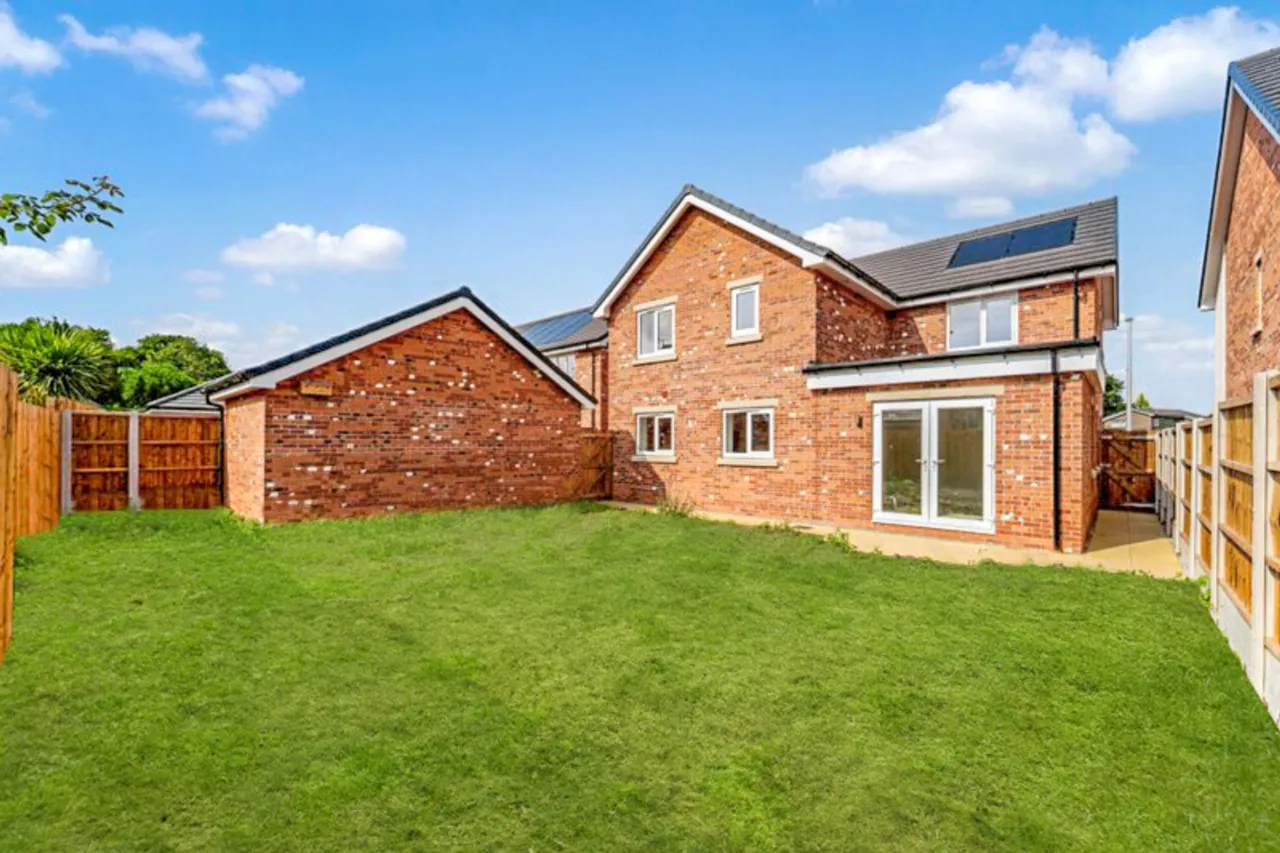 Halis Court, Hale Village, Liverpool, Liverpool, L24 4BF, photo 21