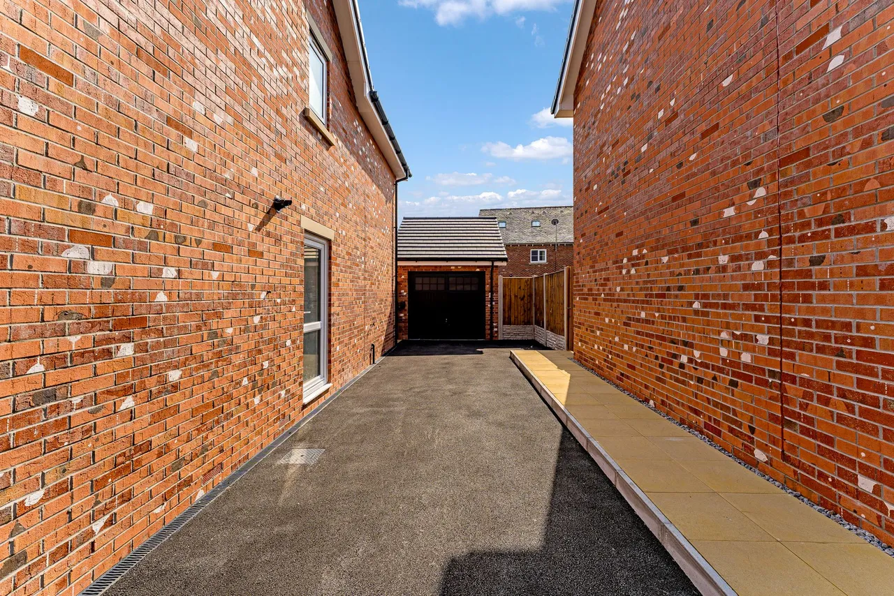 Halis Court, Hale Village, Liverpool, Liverpool, L24 4BF, photo 15