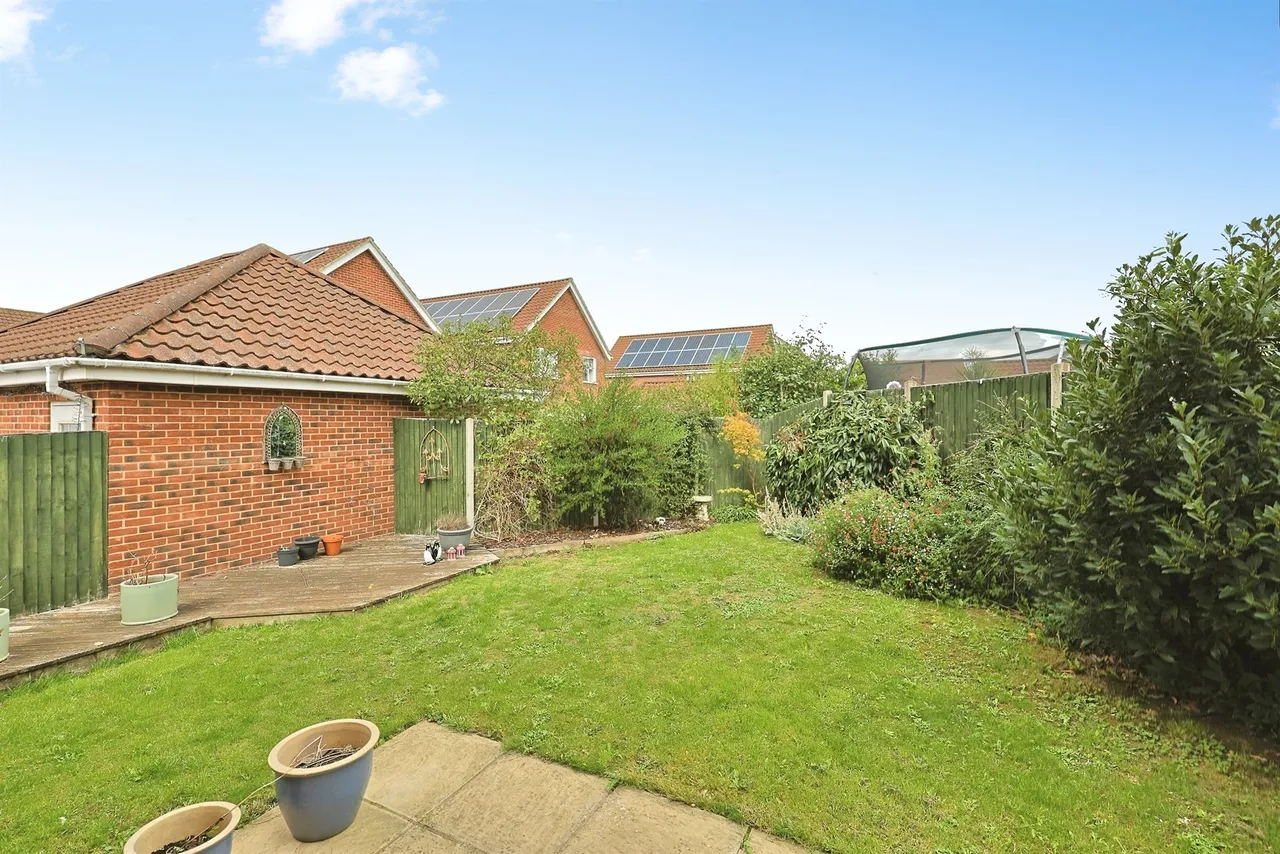 Monarch Close, Wymondham, photo 3