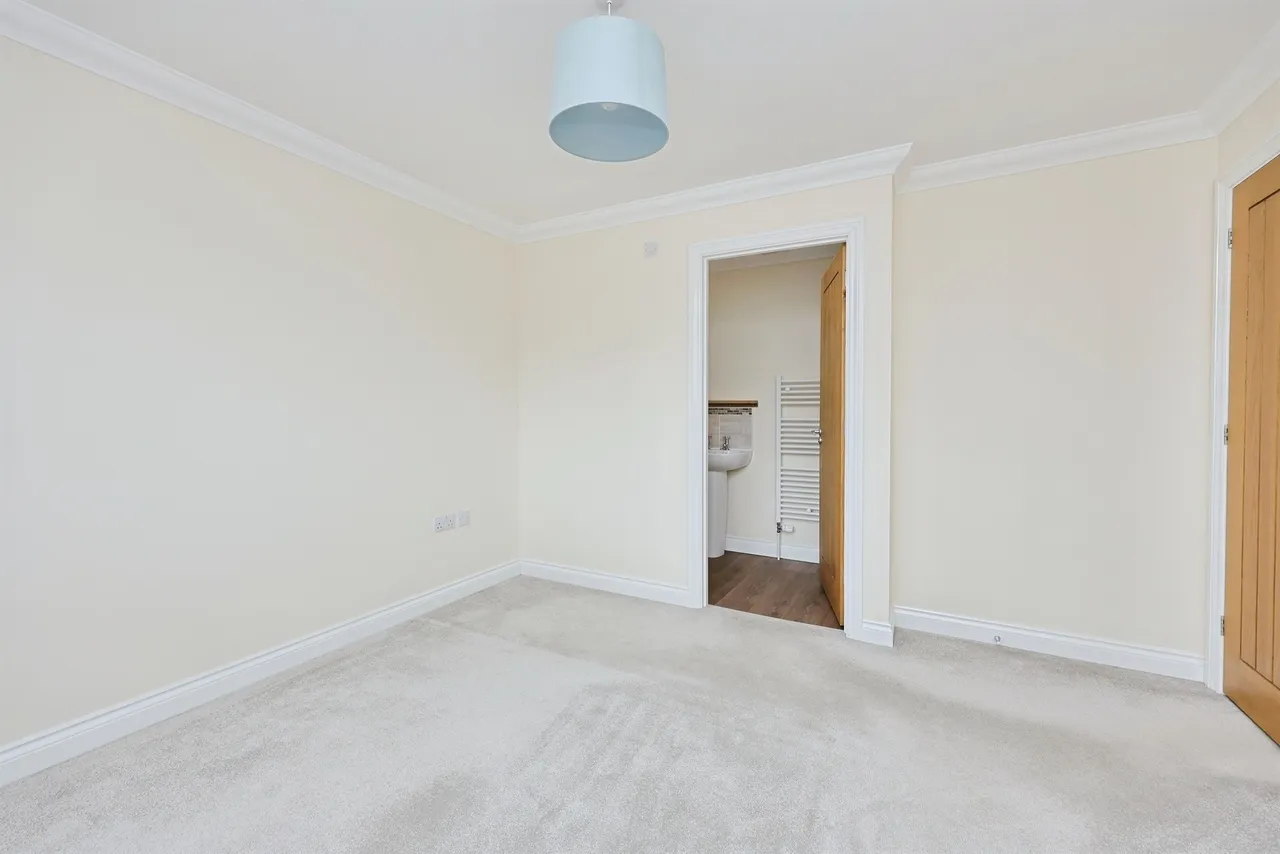 Monarch Close, Wymondham, photo 12