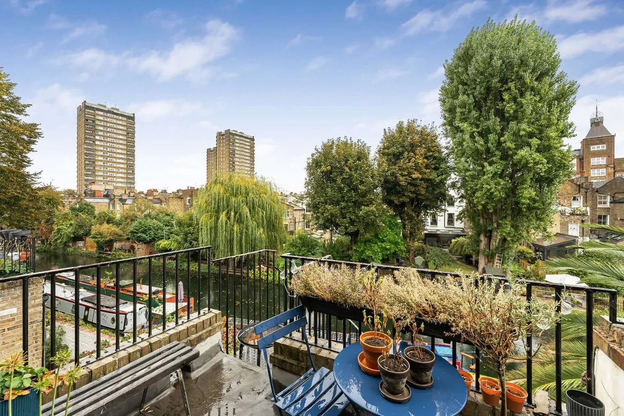 Old Ford Road, London, E3, photo 13