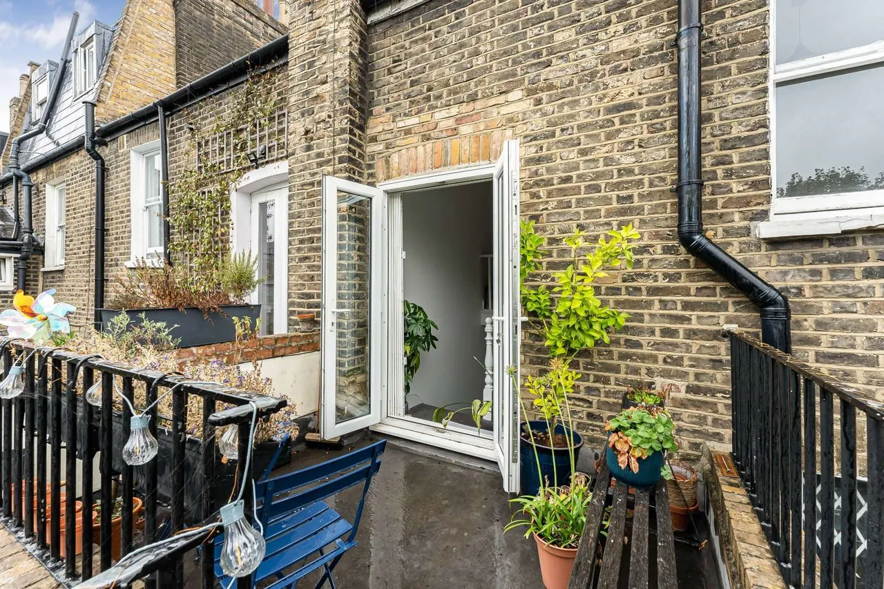 Old Ford Road, London, E3, photo 11