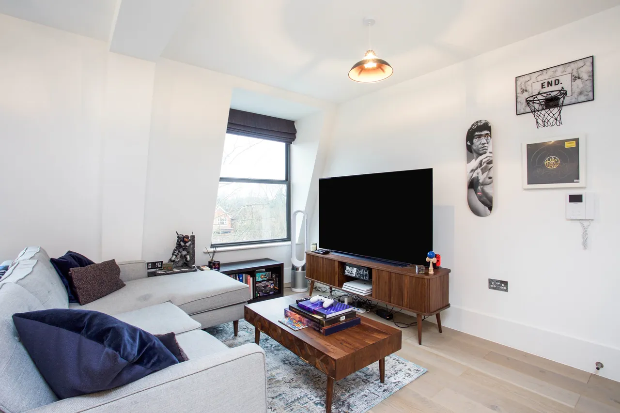 Minorca Road, Weybridge, KT13, photo 6