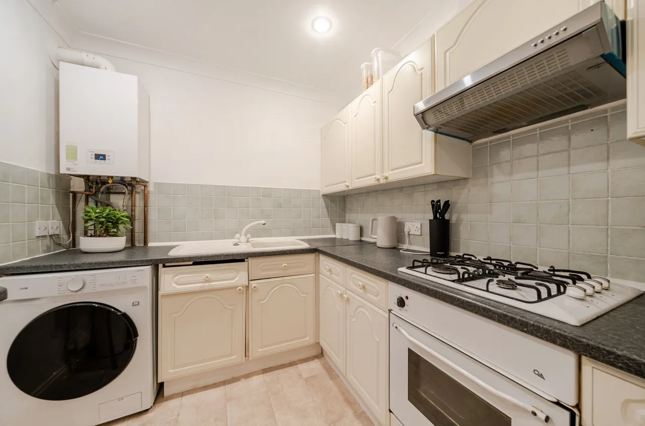 Hampshire Terrace, Portsmouth, PO1, photo 9