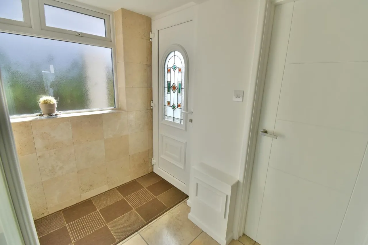 Heathlands Avenue, BH22, photo 19