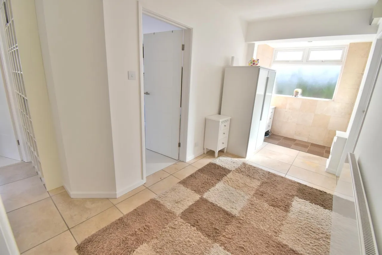Heathlands Avenue, BH22, photo 18