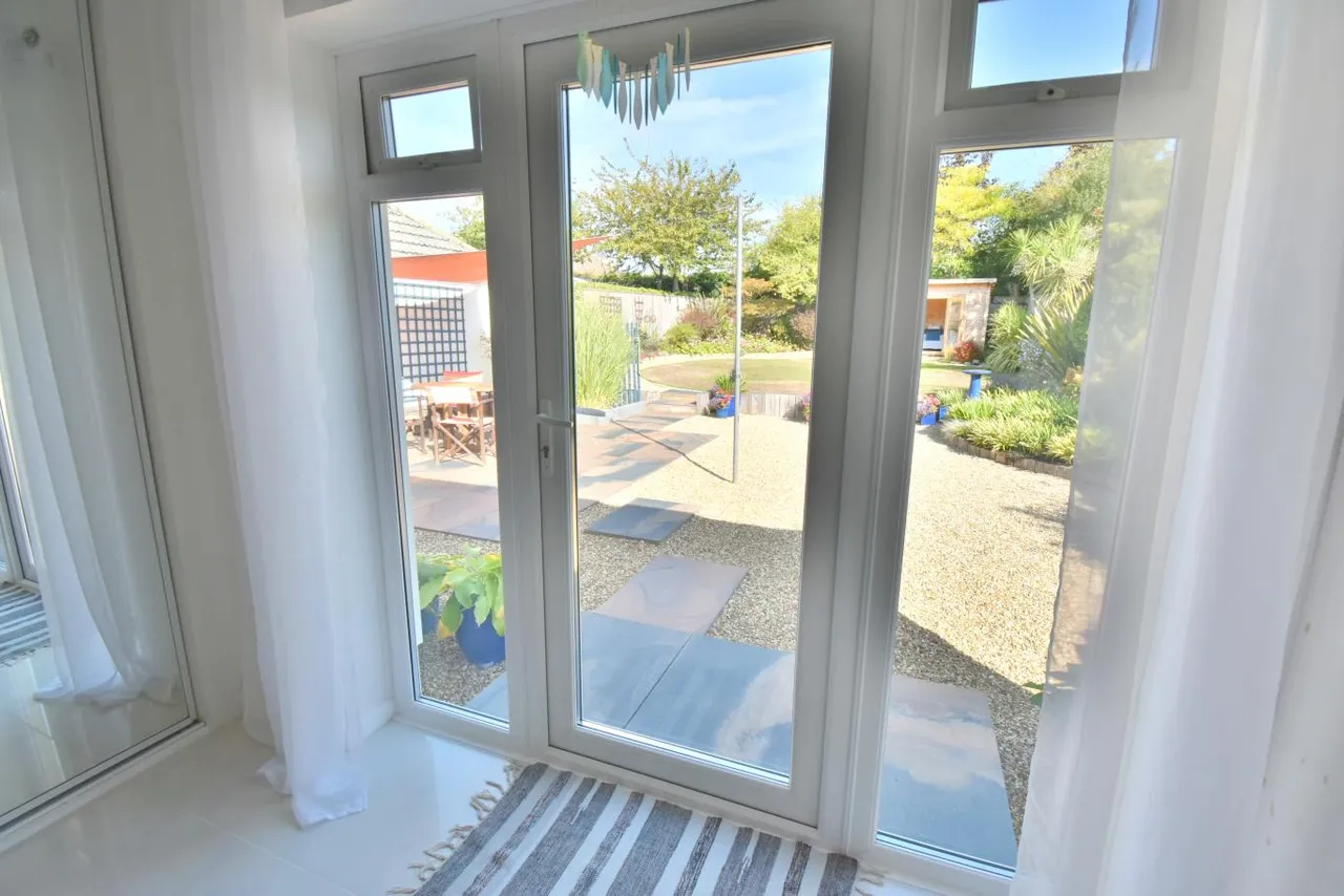 Heathlands Avenue, BH22, photo 14