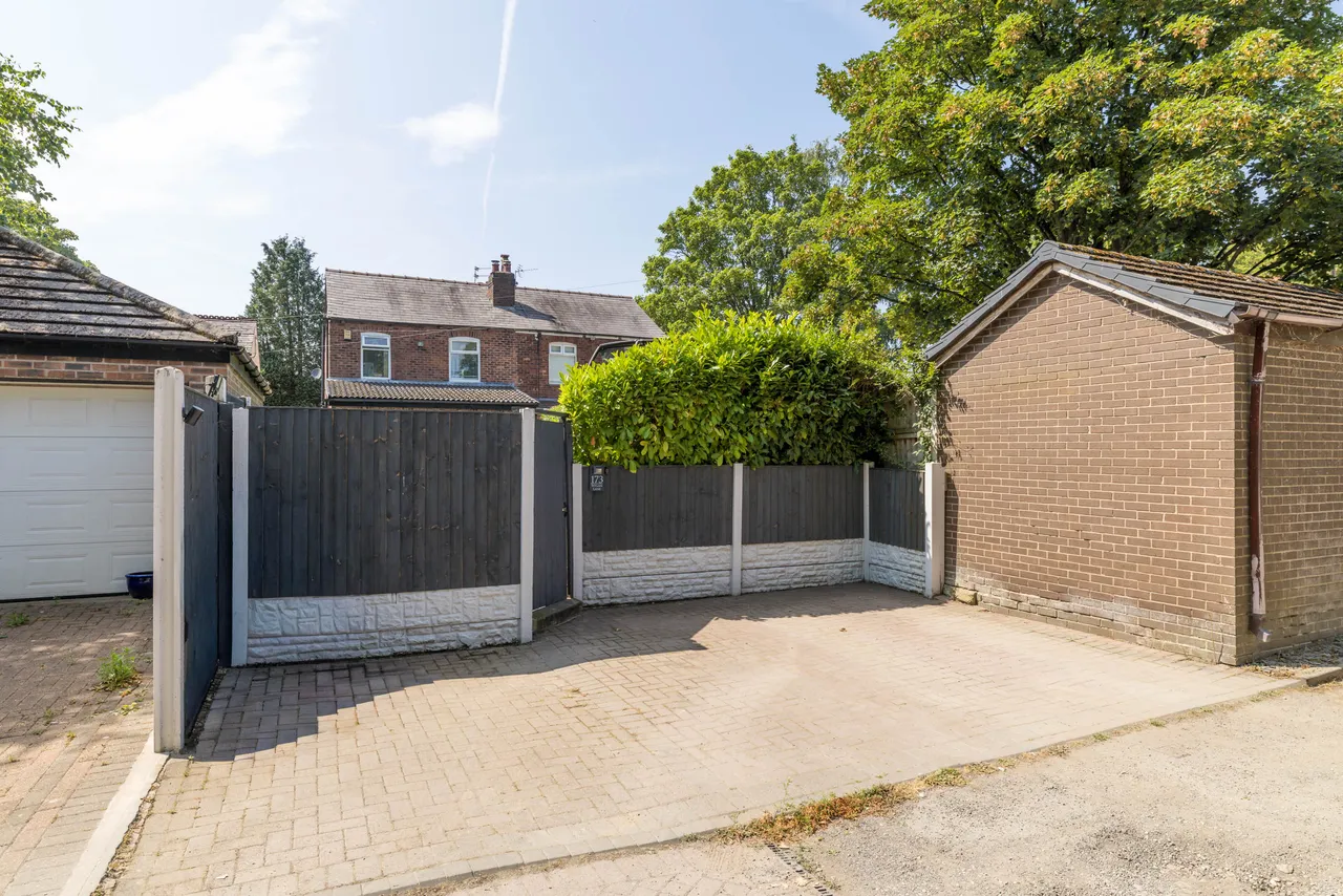 Wigan Lane, Wigan, WN1, photo 21