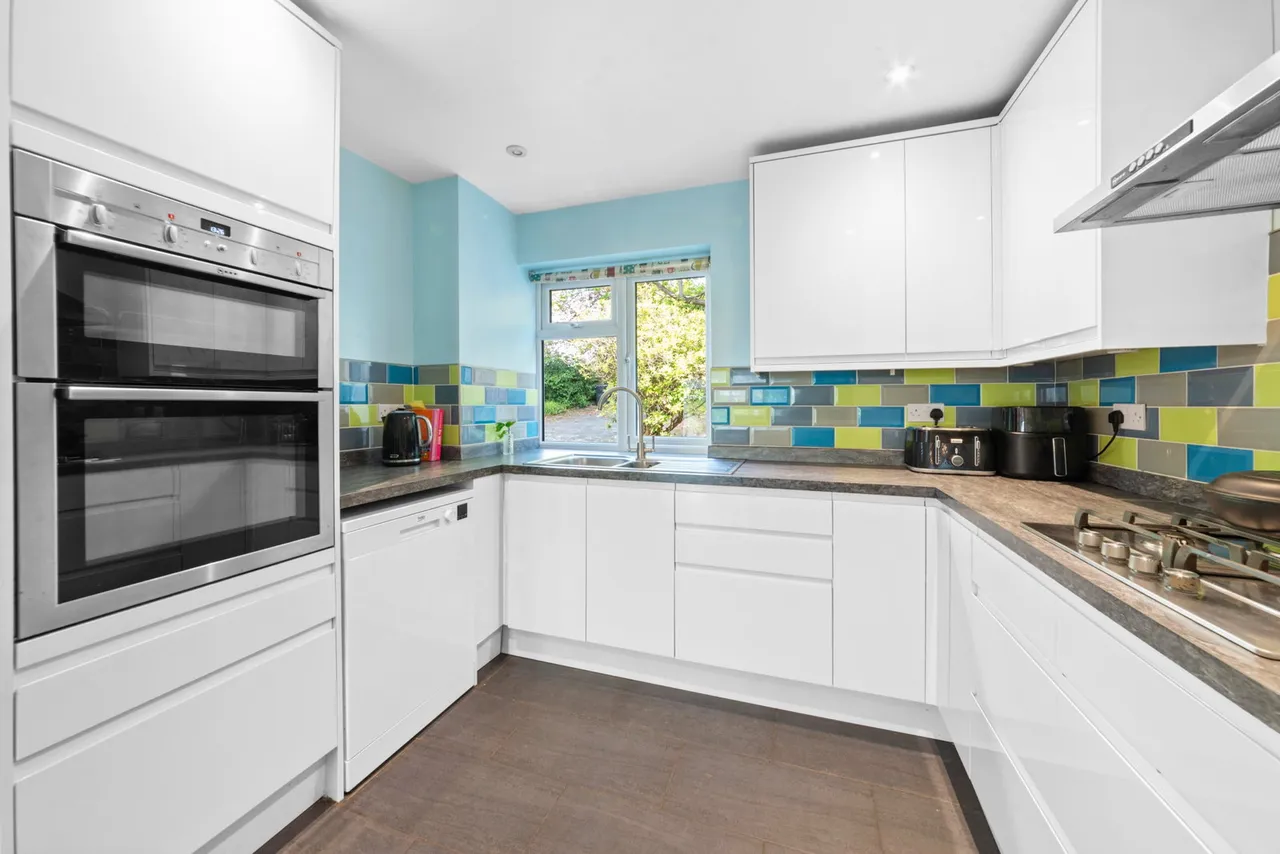 London Road, Southborough, Tunbridge Wells, TN4 0PX, photo 3