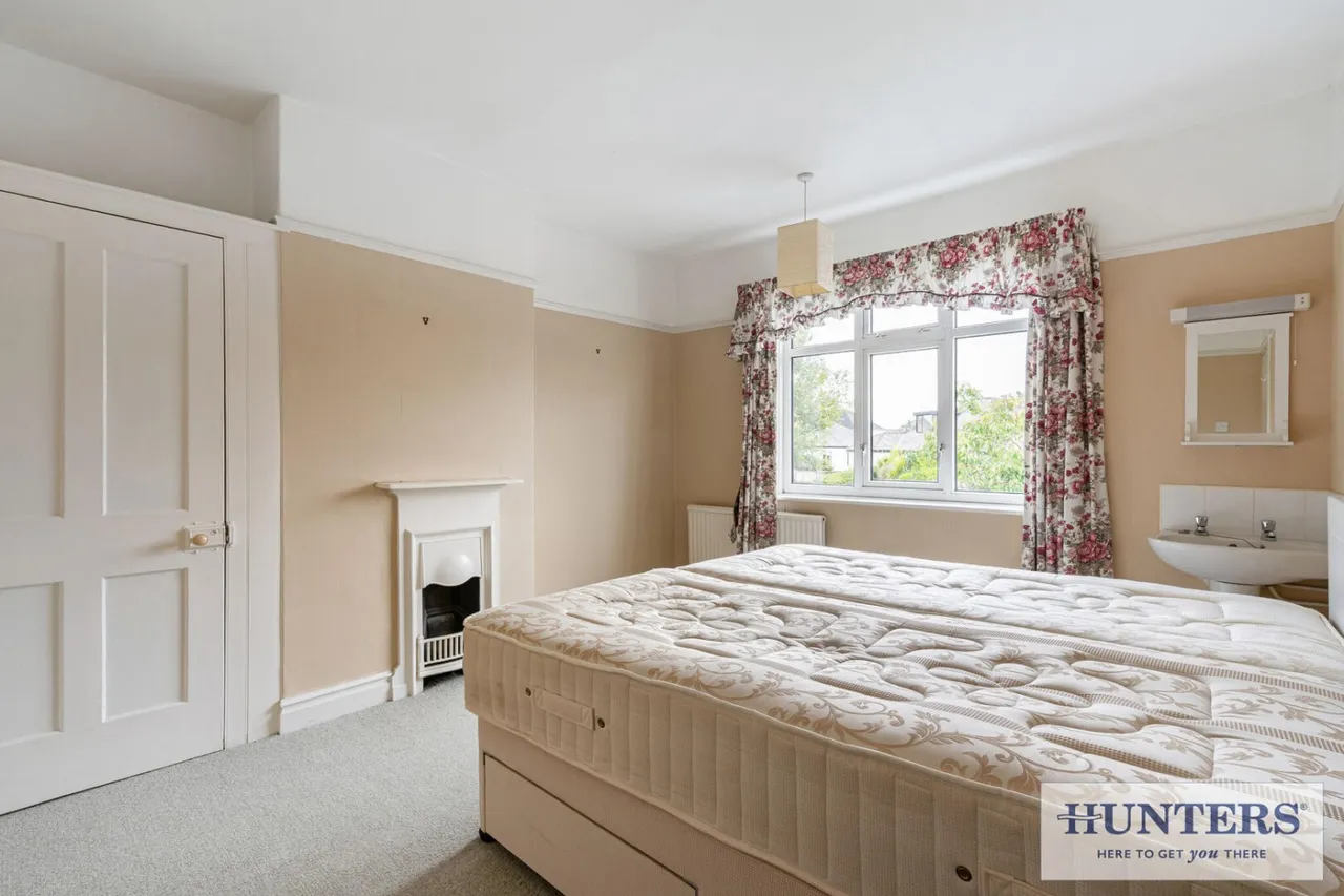 Thorpe Lane, Guiseley, LS20, photo 14