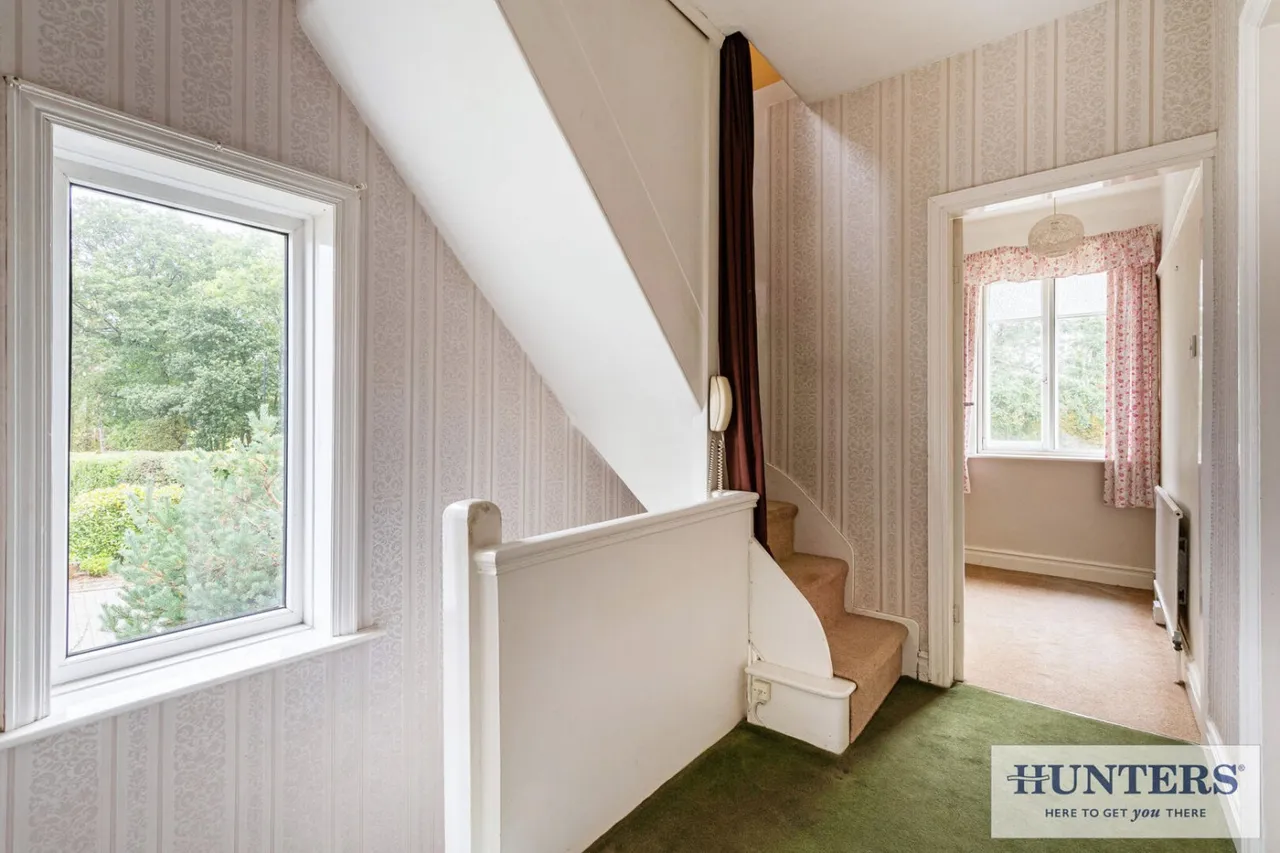 Thorpe Lane, Guiseley, LS20, photo 8