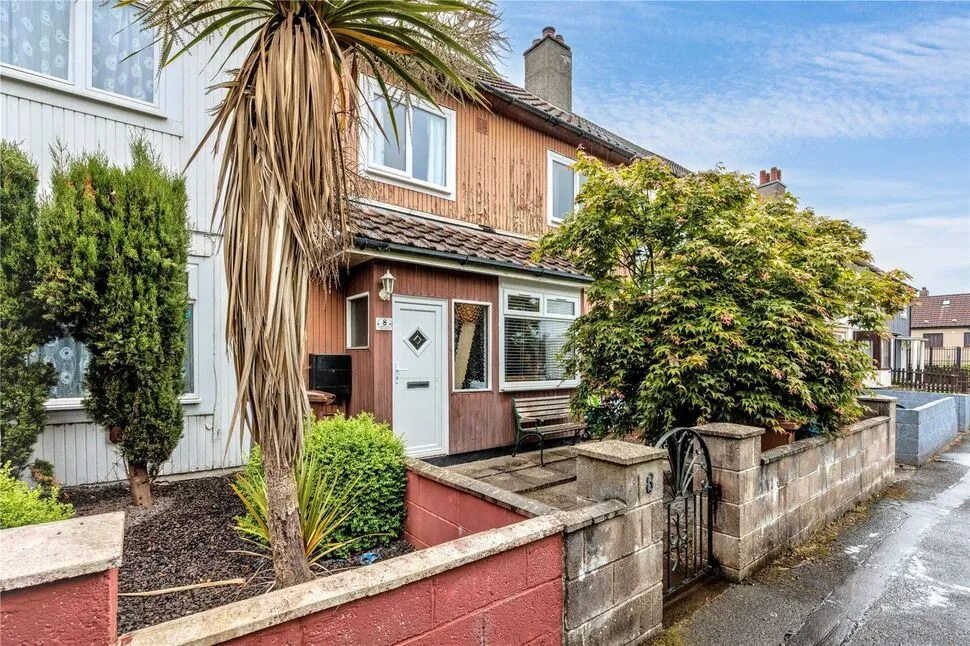 3 bed house for sale — Helmsdale Place, Dundee, Angus, DD3