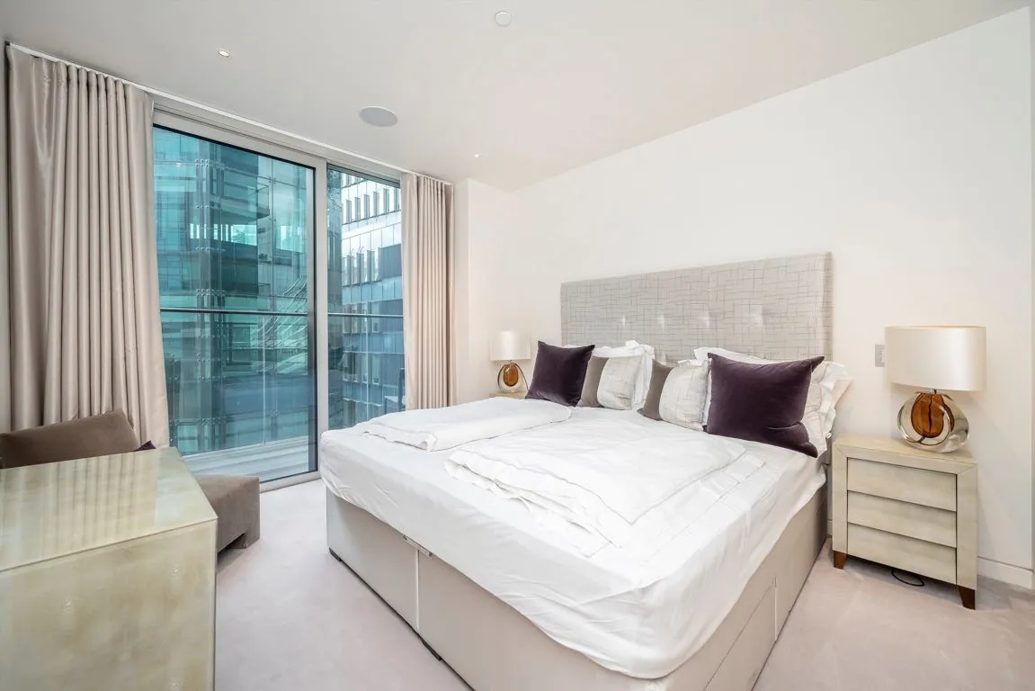 Moor Lane, EC2Y, photo 7