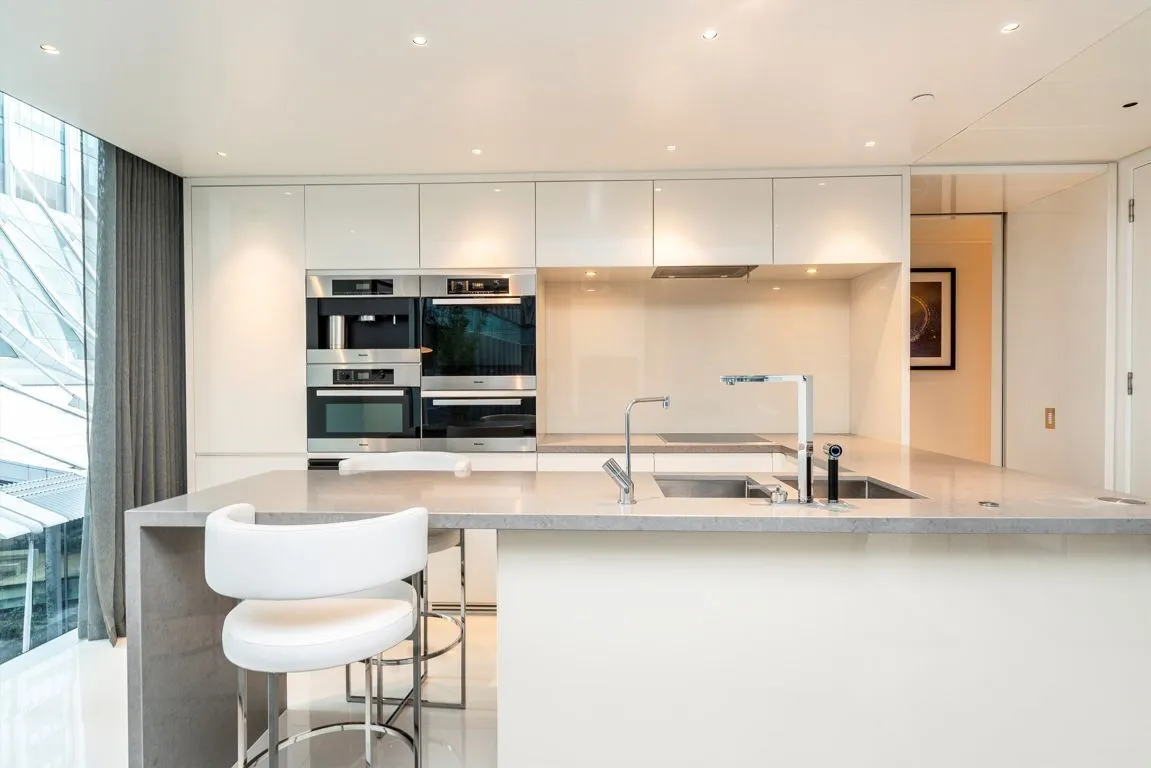 Moor Lane, EC2Y, photo 3