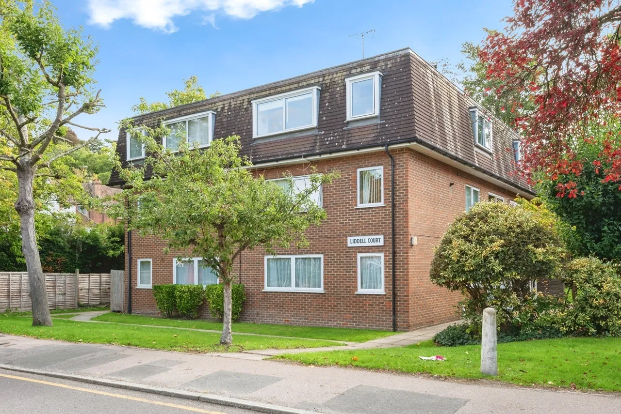 1 bed flat for sale — Foxley Hill Road, Purley, CR8