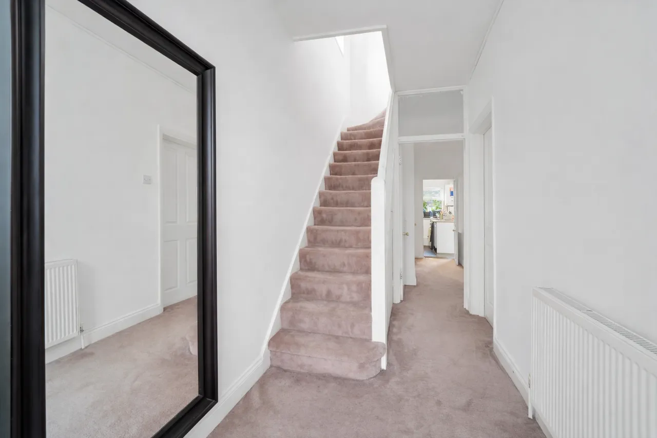 Wellington Road South, Hounslow, TW4 5JX, photo 8