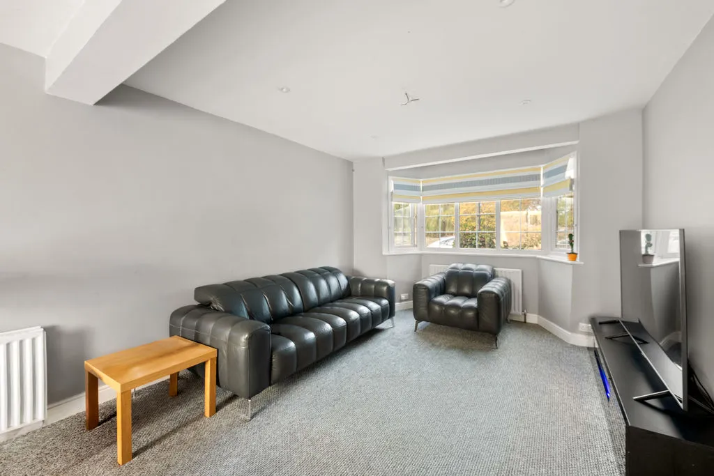 Hawtrey Avenue, Northolt, UB5, photo 11