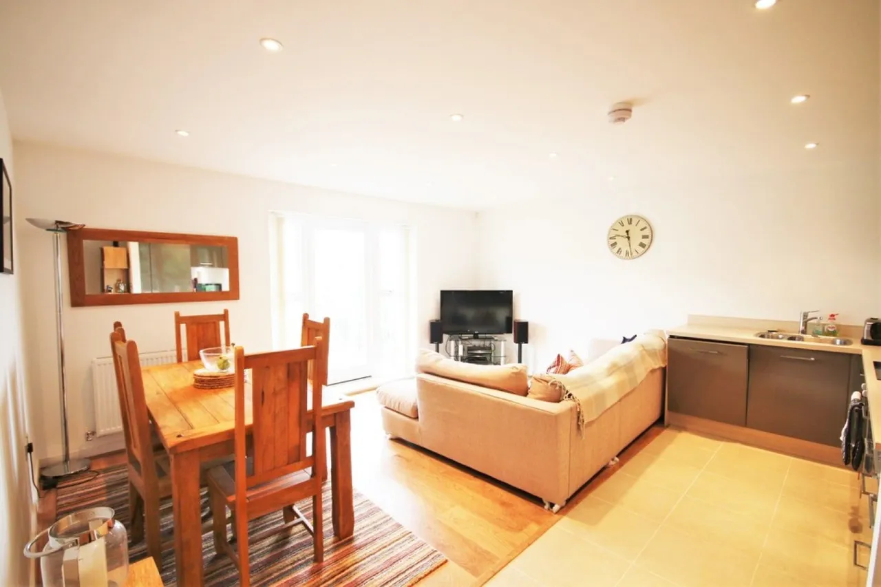 Westwood Drive, Canterbury, photo 5